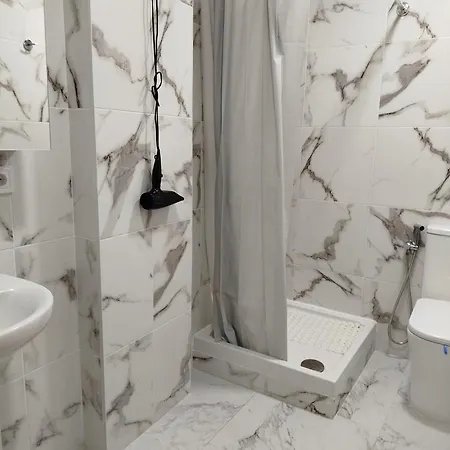 アパート Casa De Alexandra 2 *