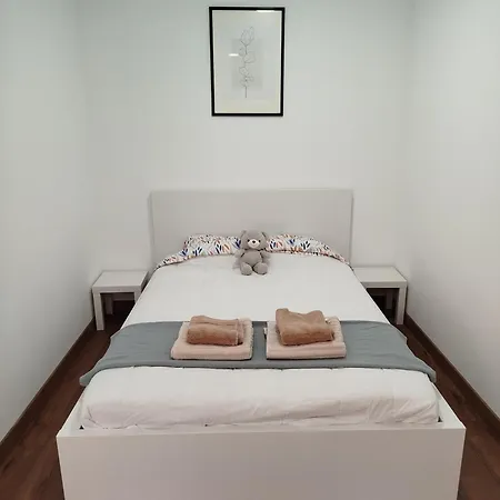 アパート Casa De Alexandra 2 *