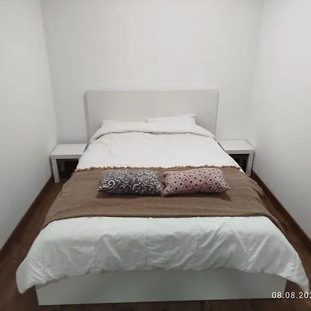 Casa De Alexandra 2 شقة لقنت